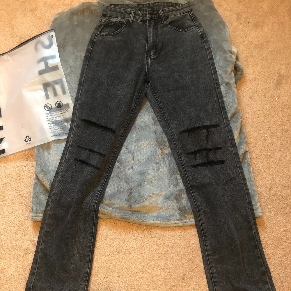Ripped Jeans